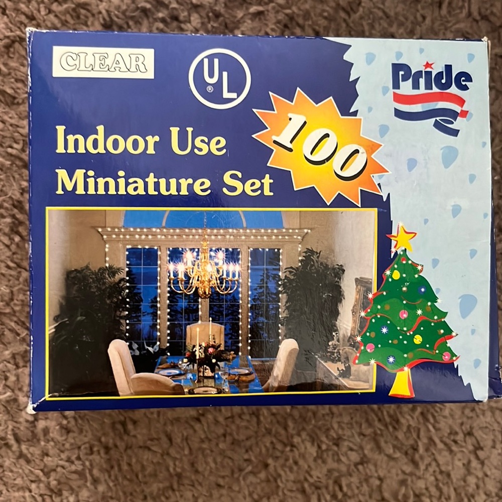 3 packs 1 without box of 100 indoor use miniature clear lights set